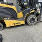 フォークリフトの出張タイヤ交換