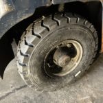 フォークリフト出張タイヤ交換